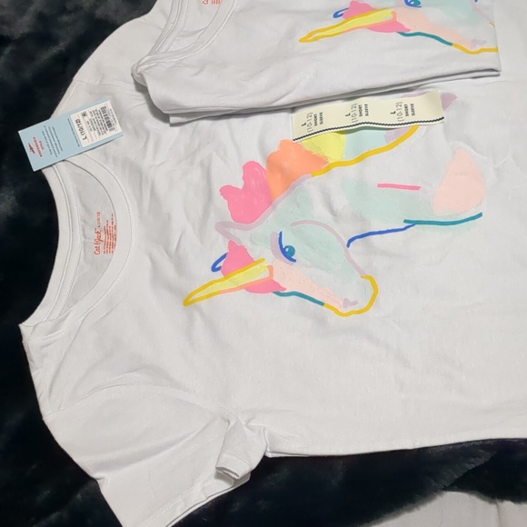 Cat & Jack colorful T-shirt for girls - Picture 3 of 3